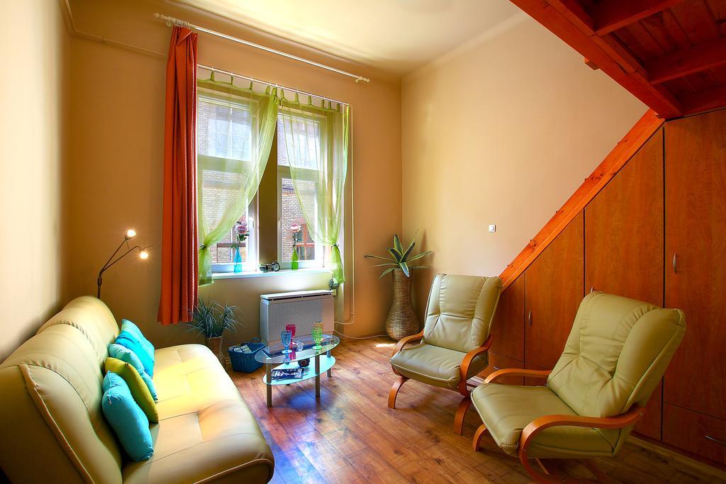 R7 Apartment Budapest Exterior foto